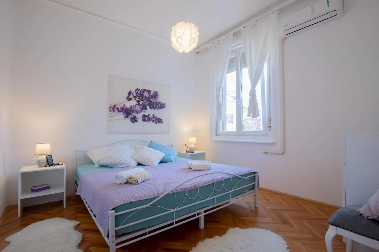 Amphitheater Apartment Pula