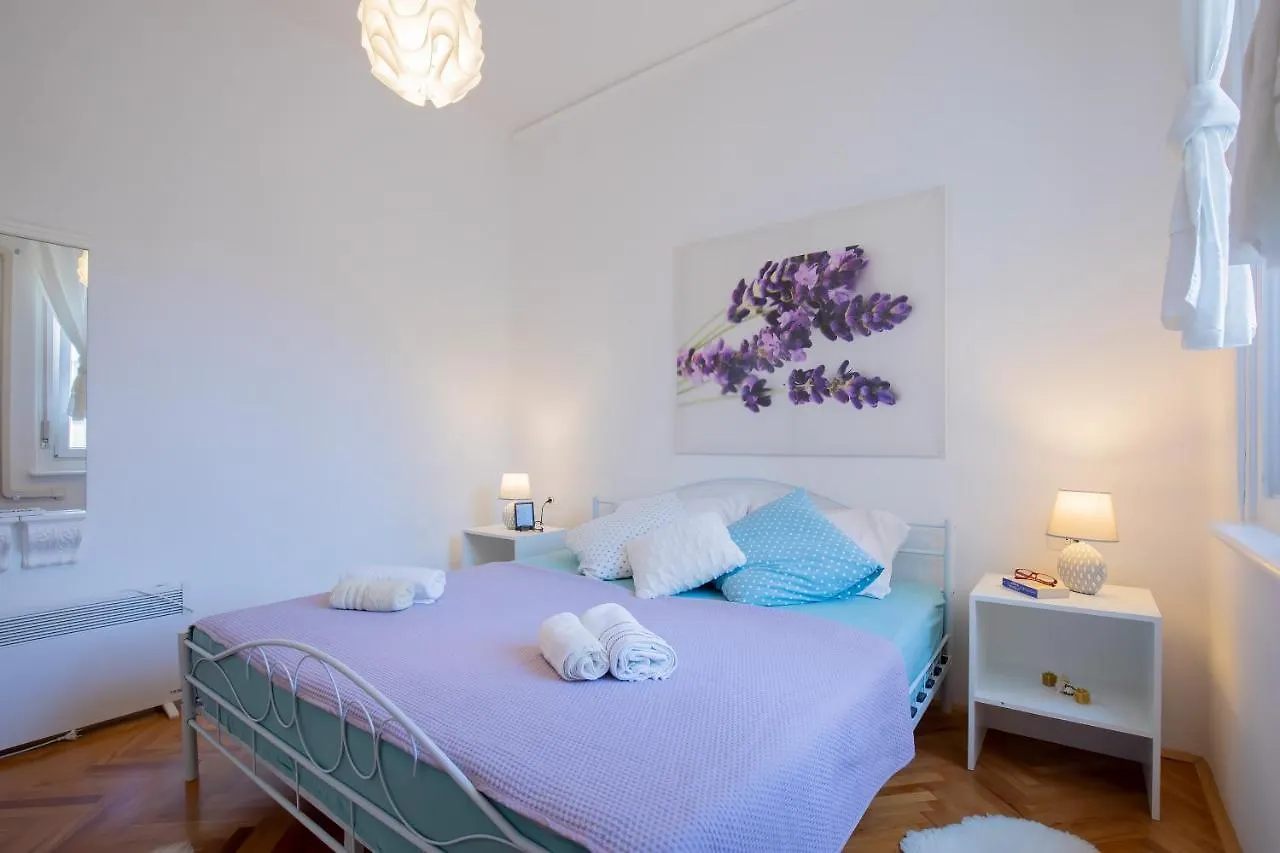 Amphitheater Apartment Pula