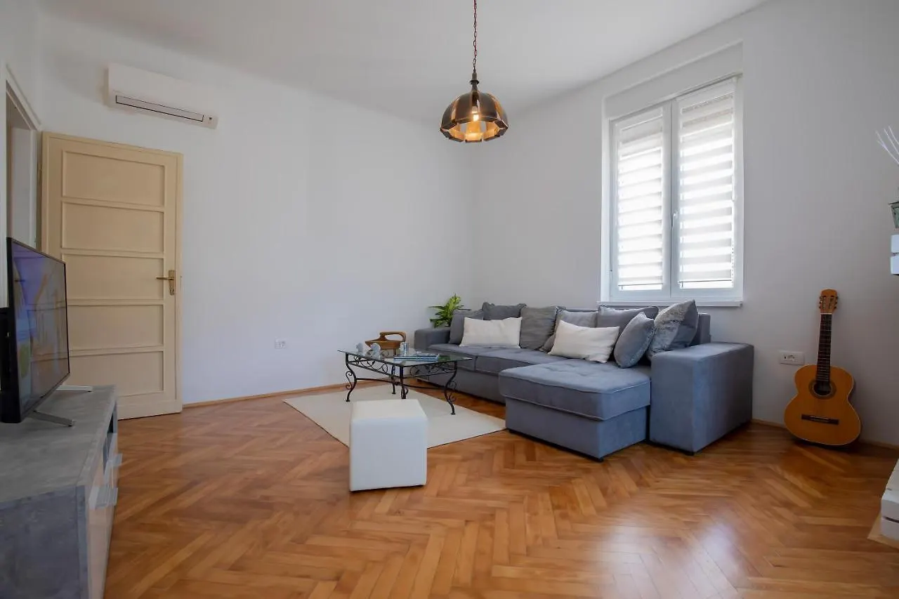 Amphitheater Apartment Pula Kroatien